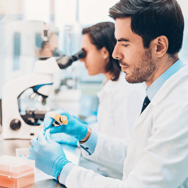 Laboratory management and data acquisition systems